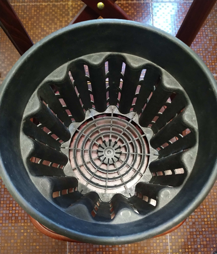 Горшок для конопли с воздушными отверстиями Горшок для конопли с воздушными отверстиями